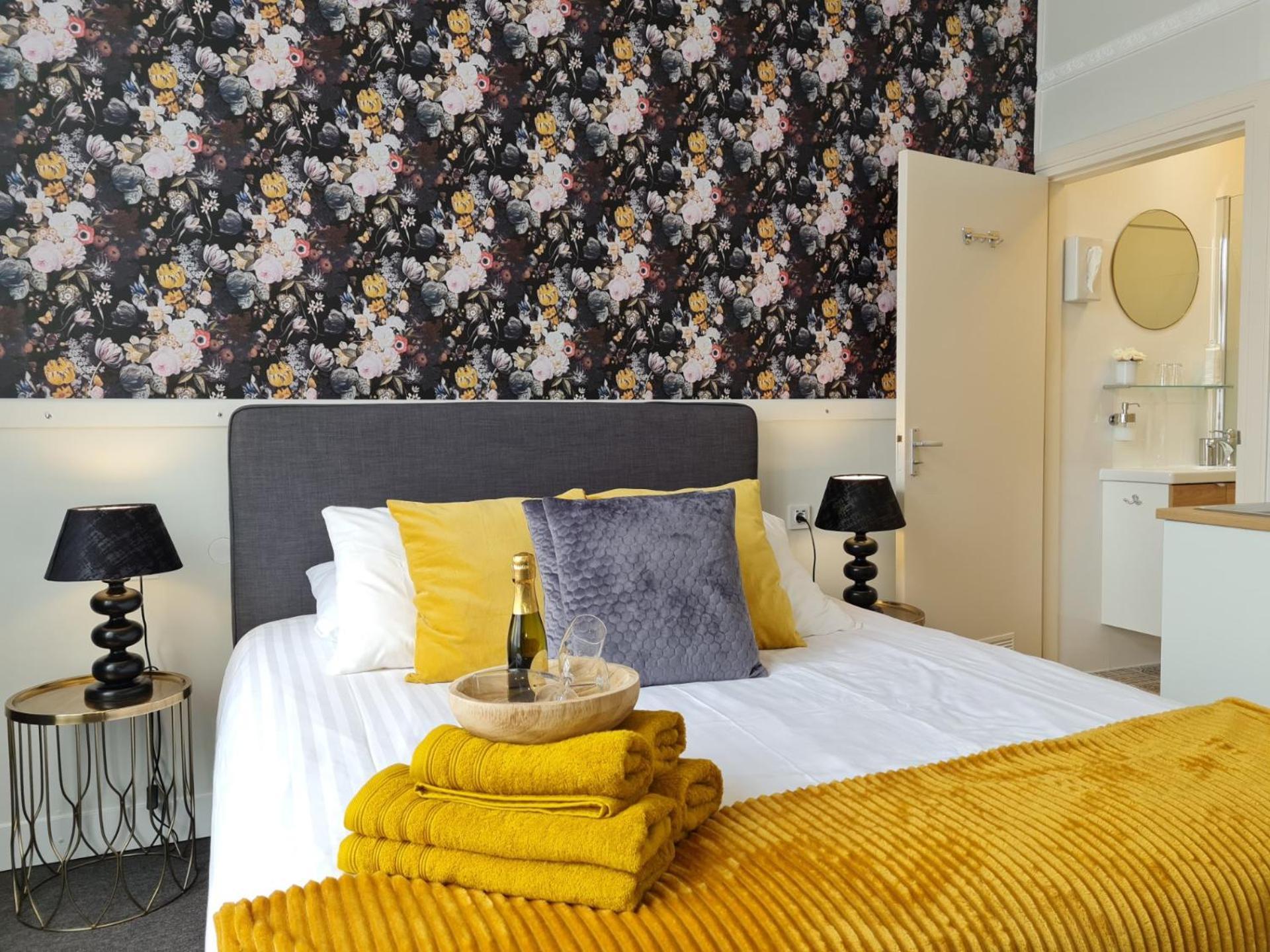 Hotel 'T Witte Huys Scheveningen กรุงเฮก ภายนอก รูปภาพ